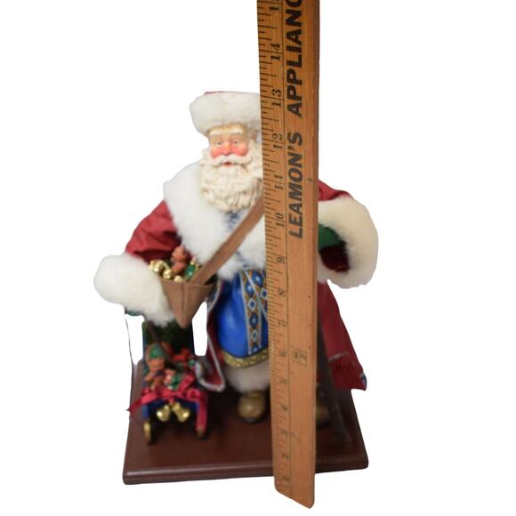 Santa's From Around the World Russian 1995 13 Inch Table Top Decoration - Picture 9 of 11